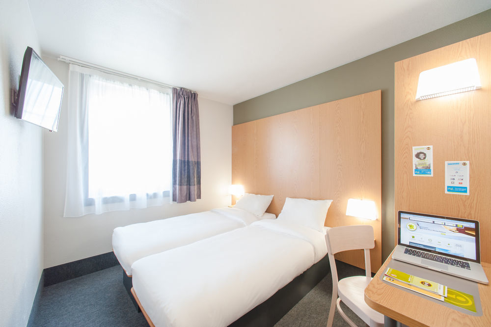 B&B Hotel Le Puy-En-Velay Vals-pres-le-Puy Exteriör bild