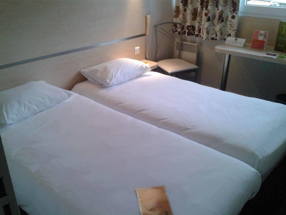 B&B Hotel Le Puy-En-Velay Vals-pres-le-Puy Exteriör bild